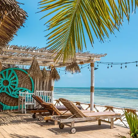 Pili Pili Beach House